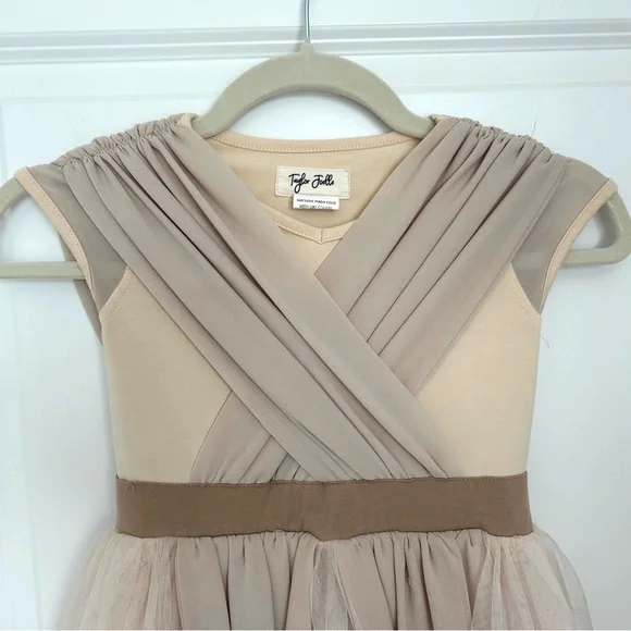 Elegant Cream Kids Dress - Picture 4 of 6